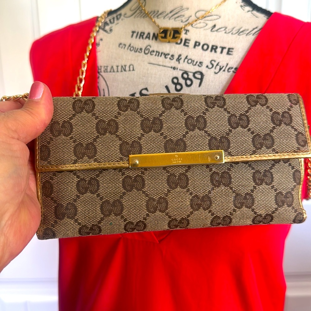 Gucci GG Monogram Wallet - Picture 2 of 13
